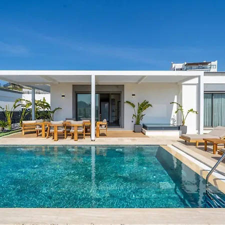 Villa Maviie Mit Pool & Meerblick In Yalikavak Geris *