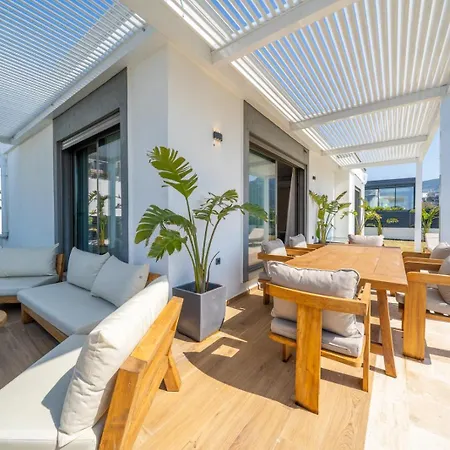 Maviie Mit Pool & Meerblick In Yalikavak Geris Villa