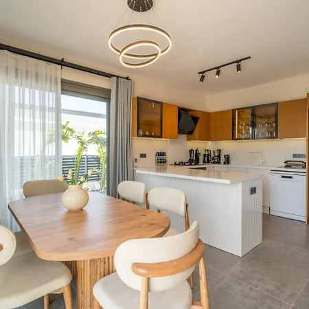 Maviie Mit Pool & Meerblick In Yalikavak Geris Villa *